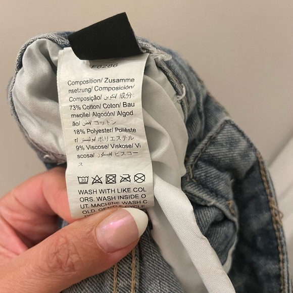 SHEIN distressed Jeans size Small / 4 - Picture 7 of 8